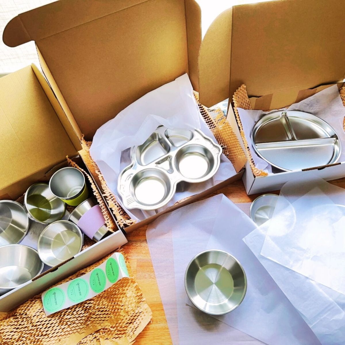 Greenvyne stainless steel products shipped in plastic free, compostable packaging for sustainable  living