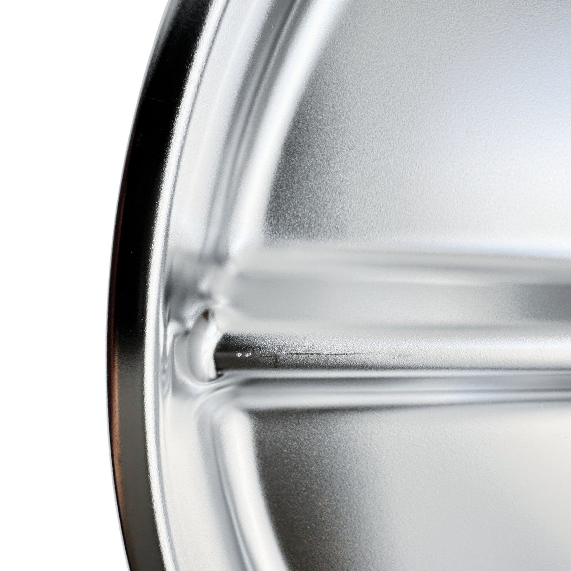  Kids stainless steel round divided plate – closeup of minor cosmetic imperfection (factory seconds).